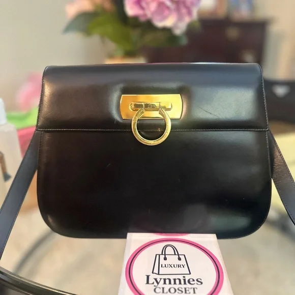 ❌SOLD❌Salvatore Ferragamo Black Handbag with Gold Accents - Picture 8 of 14